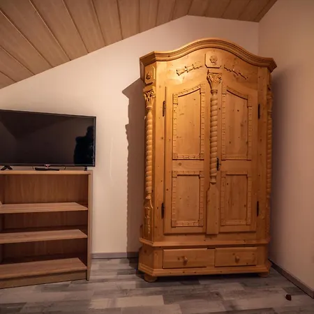 Hubner 2 Am Flattachberg